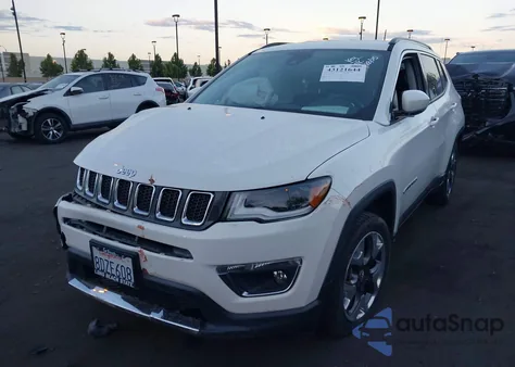 2018 Jeep Compass Limited Fwd из США, поврежденный, VIN 3C4NJCCB4JT406997